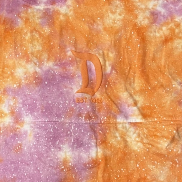 Disneyland Peach and Pink Tie Dye Spirit Jersey size Medium - Picture 4 of 4